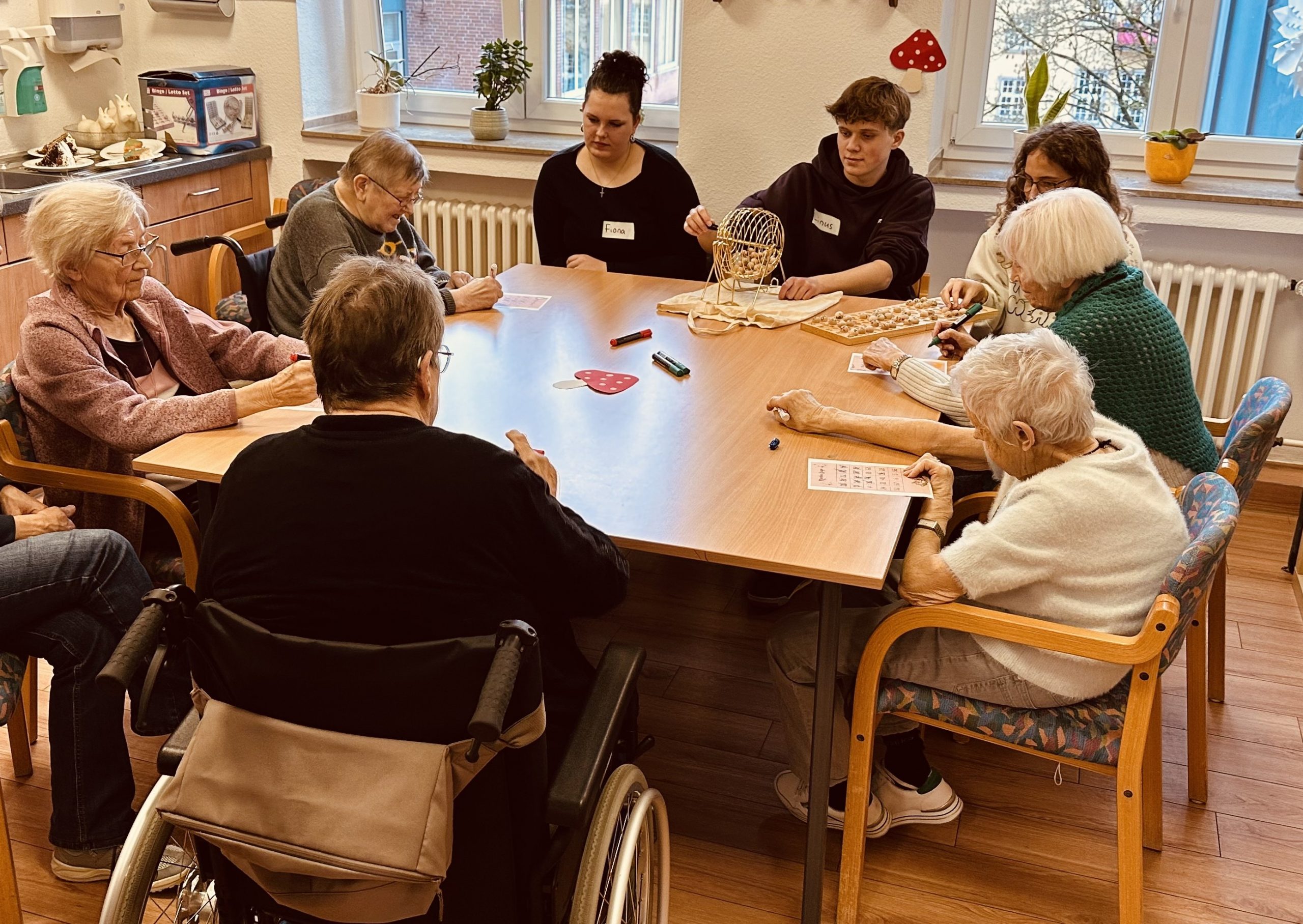 „Mit Herz und Hand ins Märchenland“ „Mit Herz und Hand ins Märchenland“